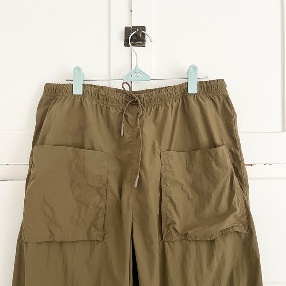 Free People FP Movement Fly By Night Pants Olive Green Size Medium - Picture 3 of 8